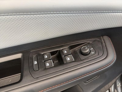 2025 Volkswagen Atlas 2.0T Peak Edition 4MOTION