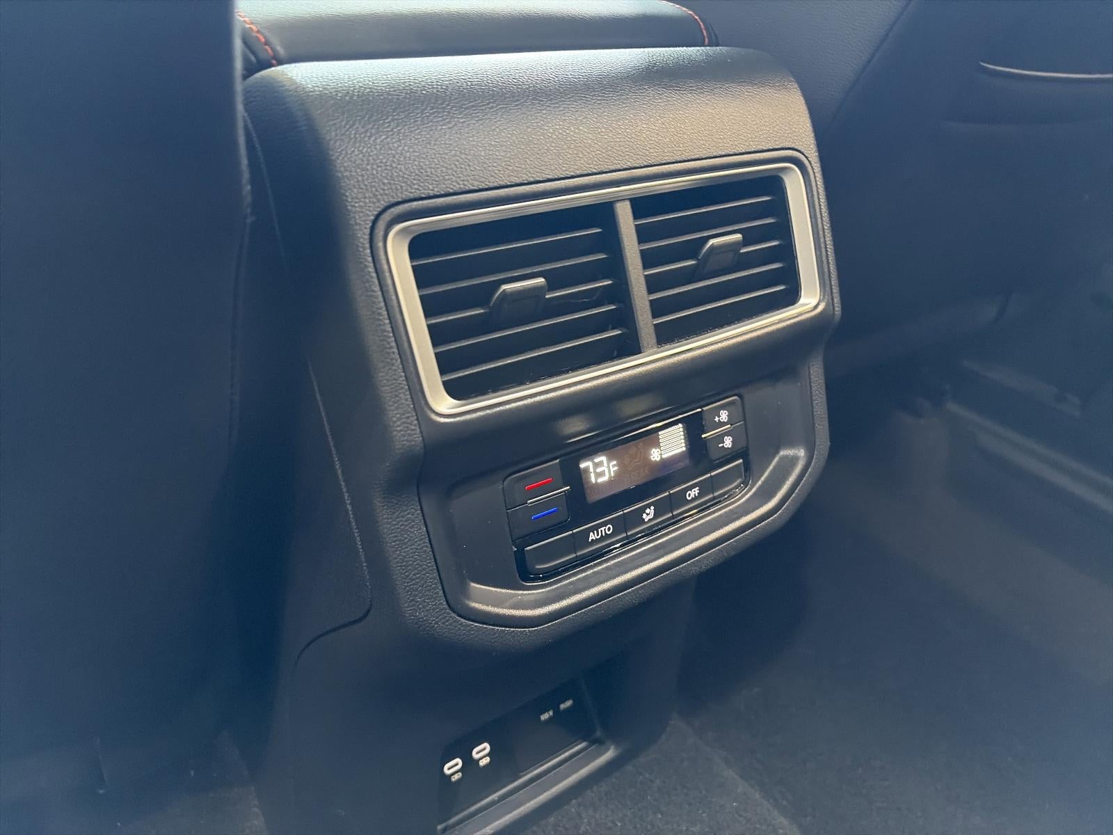 2025 Volkswagen Atlas 2.0T Peak Edition 4MOTION