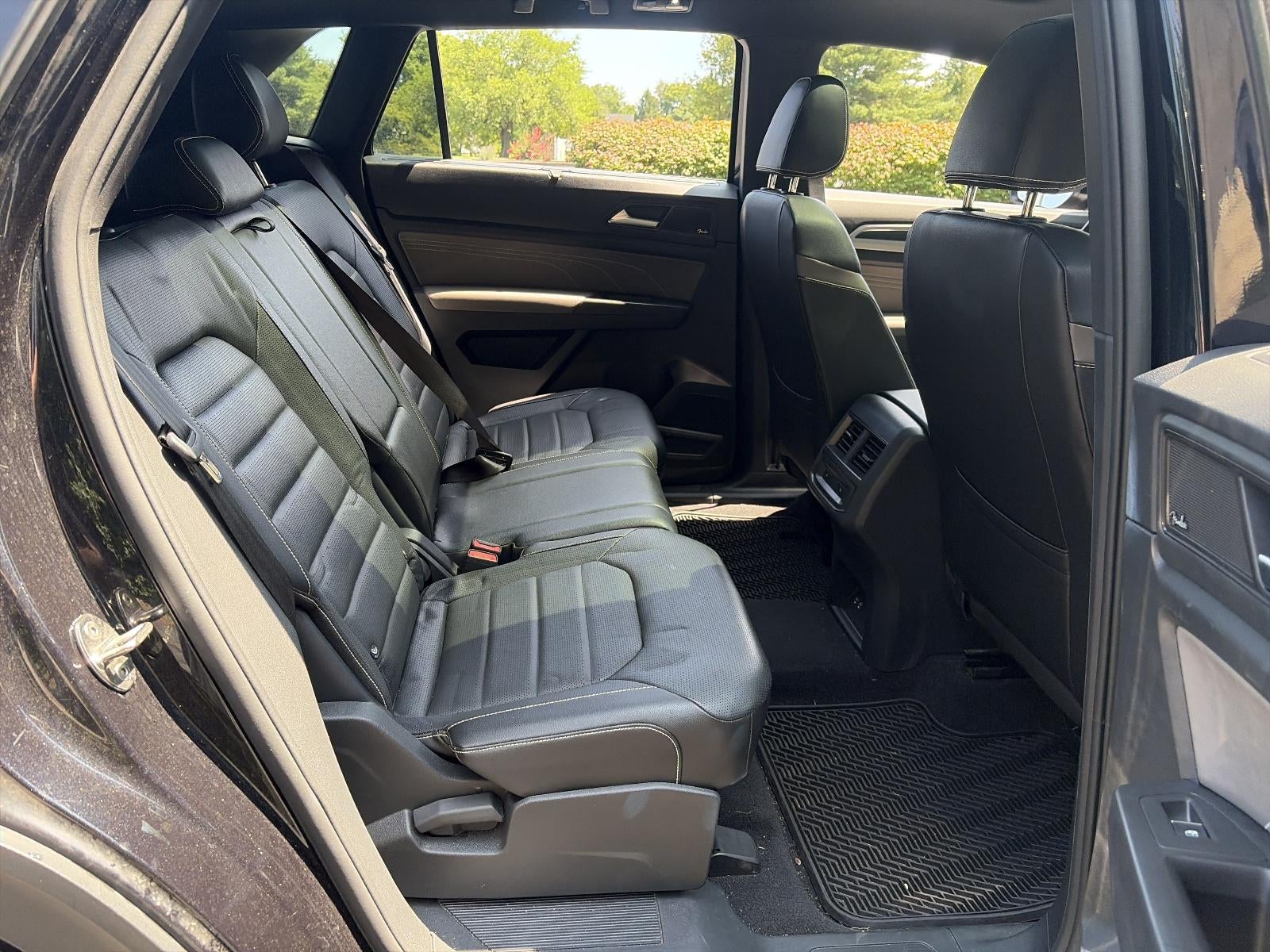 2023 Volkswagen Atlas Cross Sport 3.6L V6 SEL Premium R-Line 4MOTION