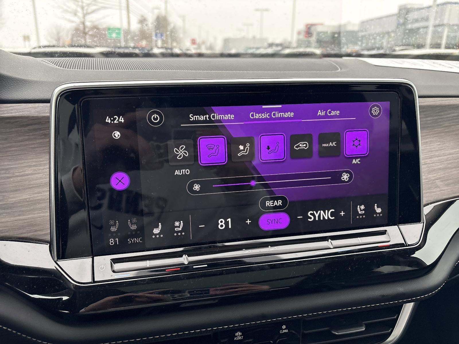 2024 Volkswagen Atlas 2.0T SEL Premium R-Line 4MOTION