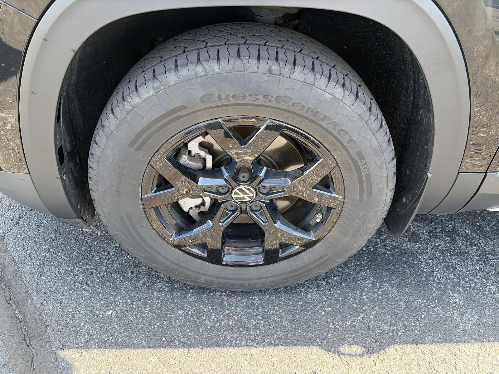 2024 Volkswagen Atlas 2.0T Peak Edition SEL 4MOTION
