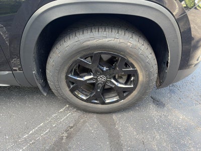 2024 Volkswagen Atlas 2.0T Peak Edition SEL 4MOTION