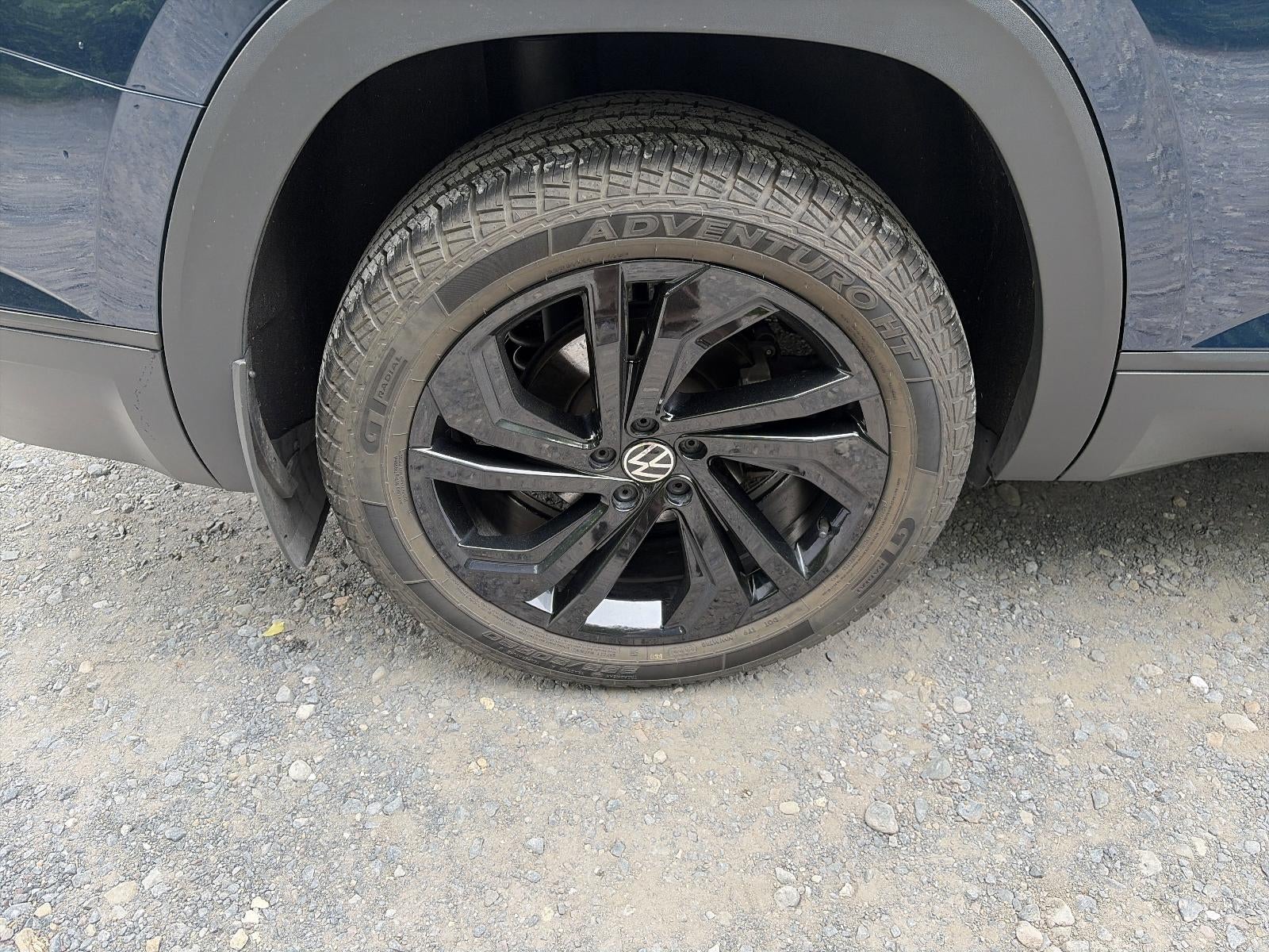 2023 Volkswagen Atlas 2.0T SE w/Technology 4MOTION
