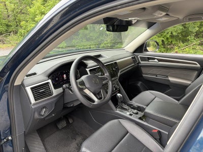 2023 Volkswagen Atlas 2.0T SE w/Technology 4MOTION