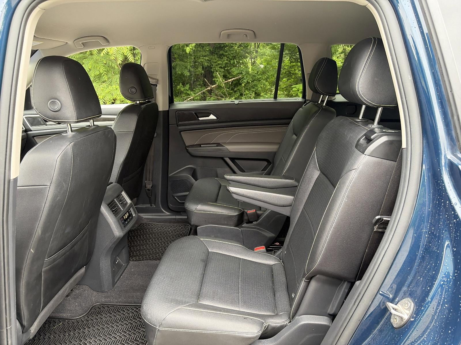 2023 Volkswagen Atlas 2.0T SE w/Technology 4MOTION