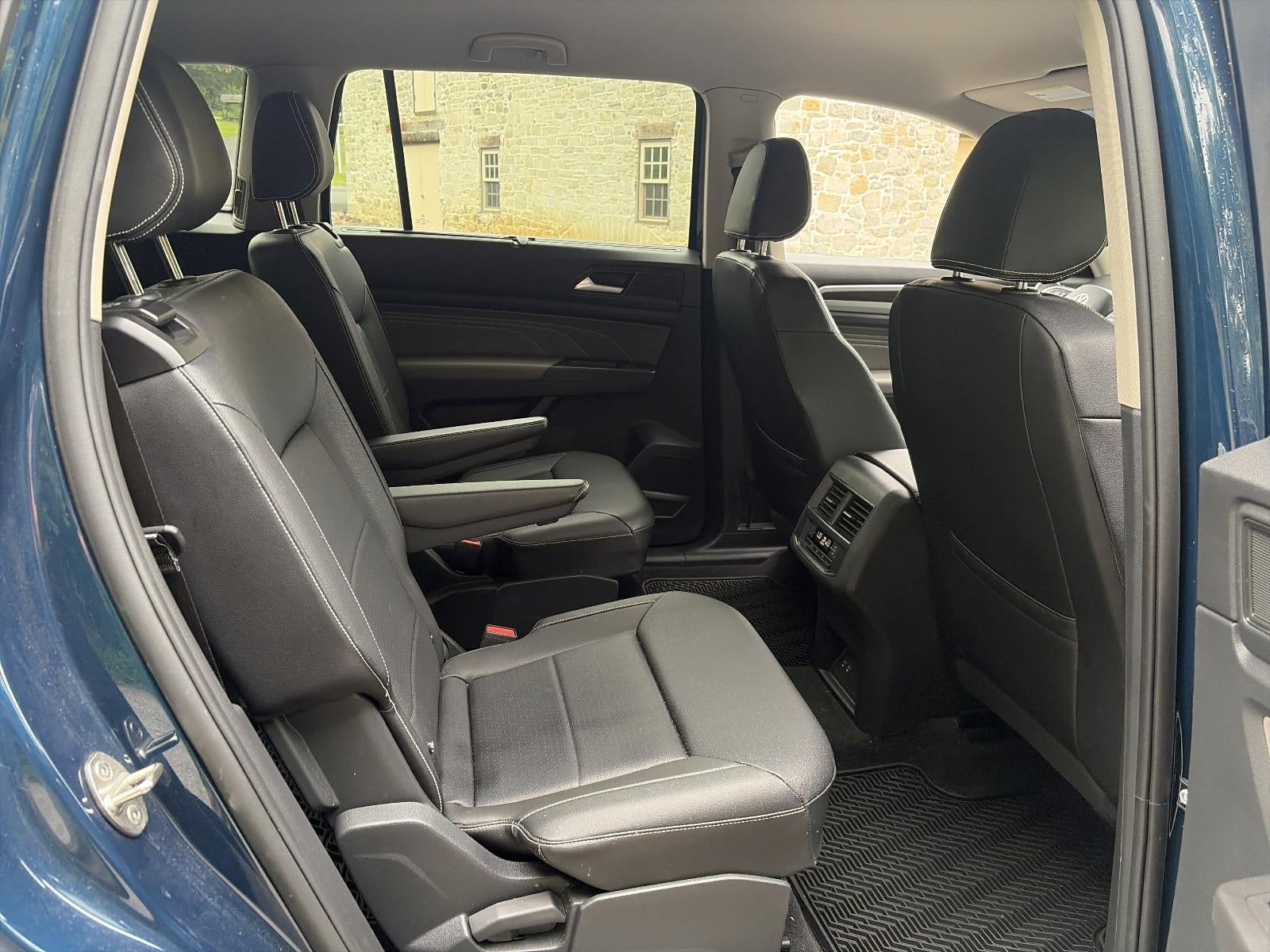 2023 Volkswagen Atlas 2.0T SE w/Technology 4MOTION