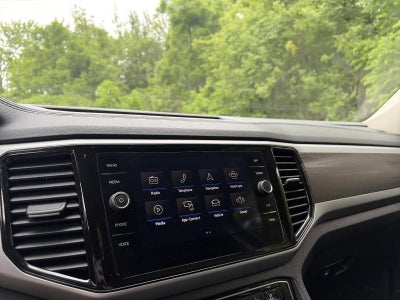 2023 Volkswagen Atlas 2.0T SE w/Technology 4MOTION