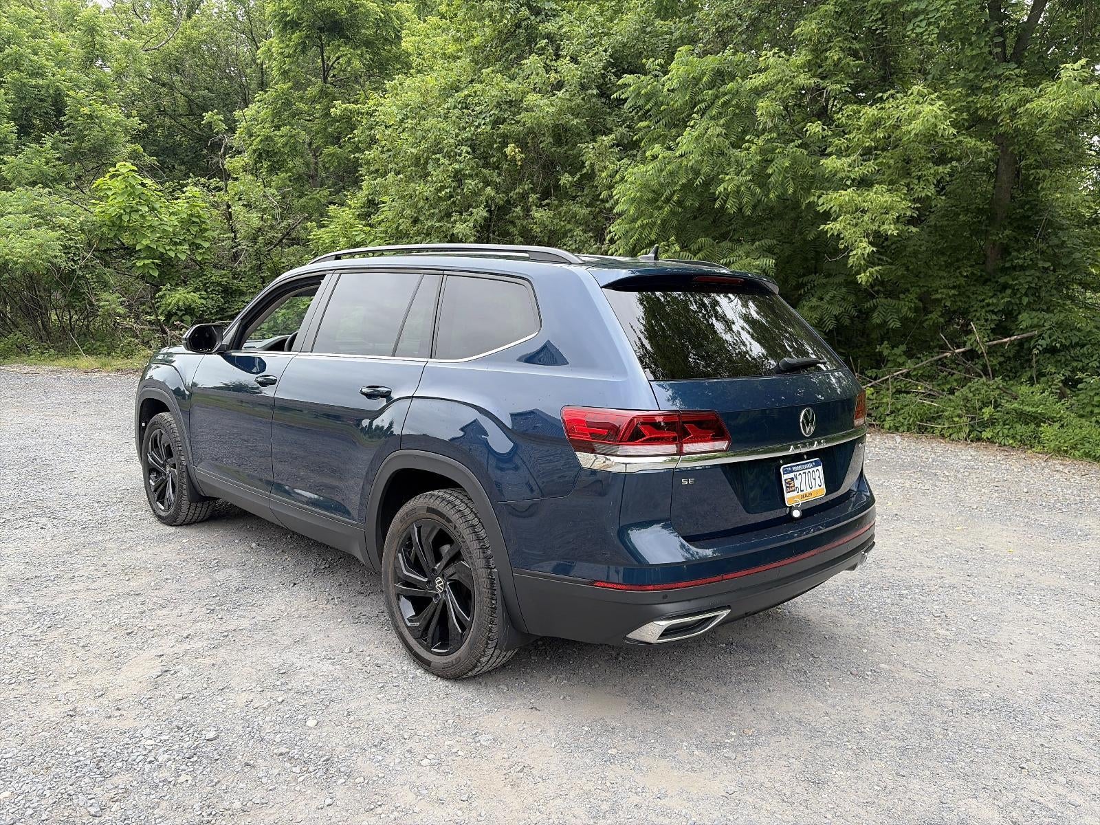 2023 Volkswagen Atlas 2.0T SE w/Technology 4MOTION