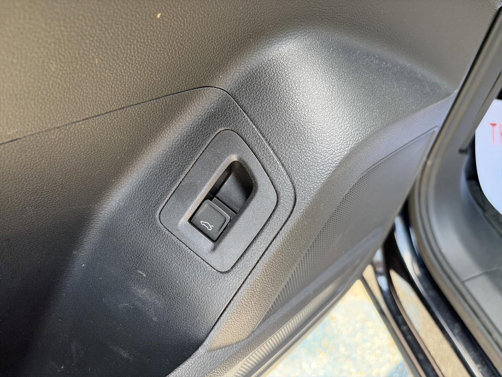 2023 Volkswagen Atlas 3.6L V6 SE w/Technology 4MOTION