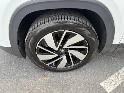 2024 Volkswagen Atlas 2.0T SE w/Technology 4MOTION