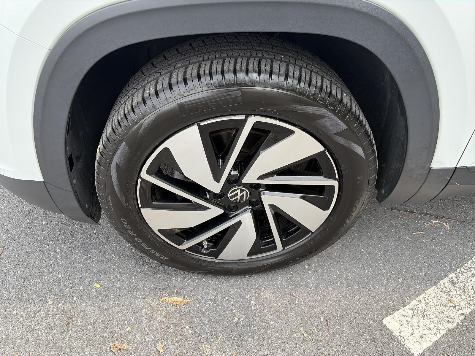 2024 Volkswagen Atlas 2.0T SE w/Technology 4MOTION