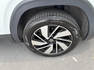 2024 Volkswagen Atlas 2.0T SE w/Technology 4MOTION