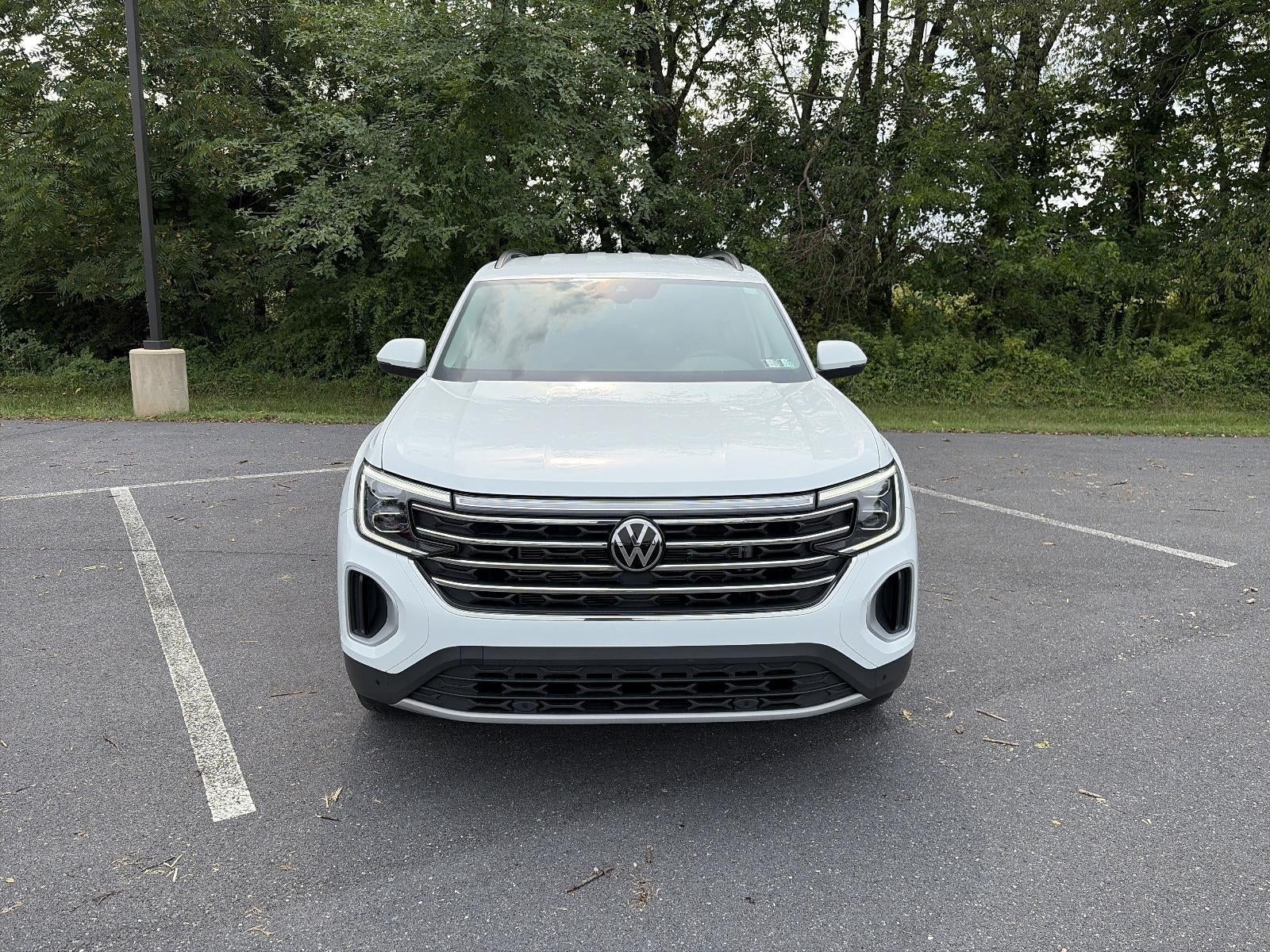 2024 Volkswagen Atlas 2.0T SE w/Technology 4MOTION
