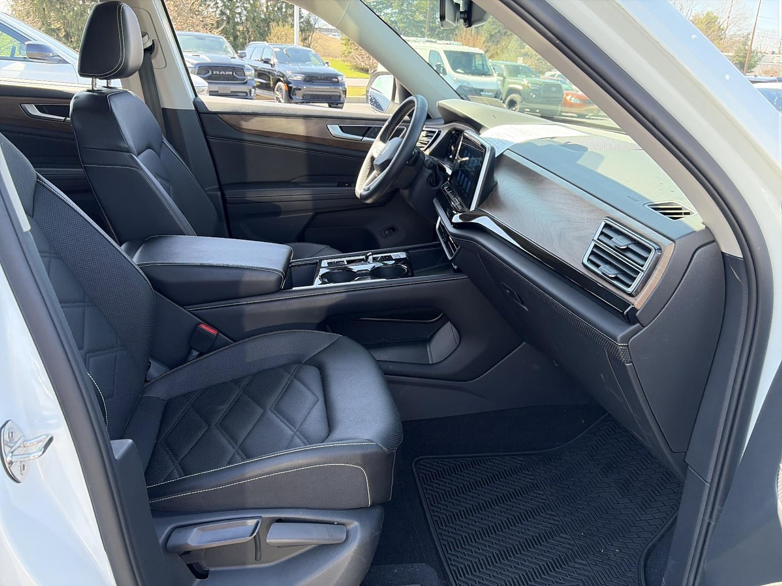 2024 Volkswagen Atlas 2.0T SE w/Technology 4MOTION