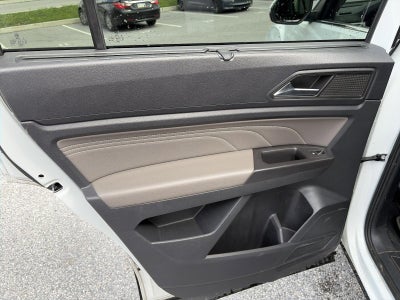 2023 Volkswagen Atlas 2.0T SE w/Technology 4MOTION