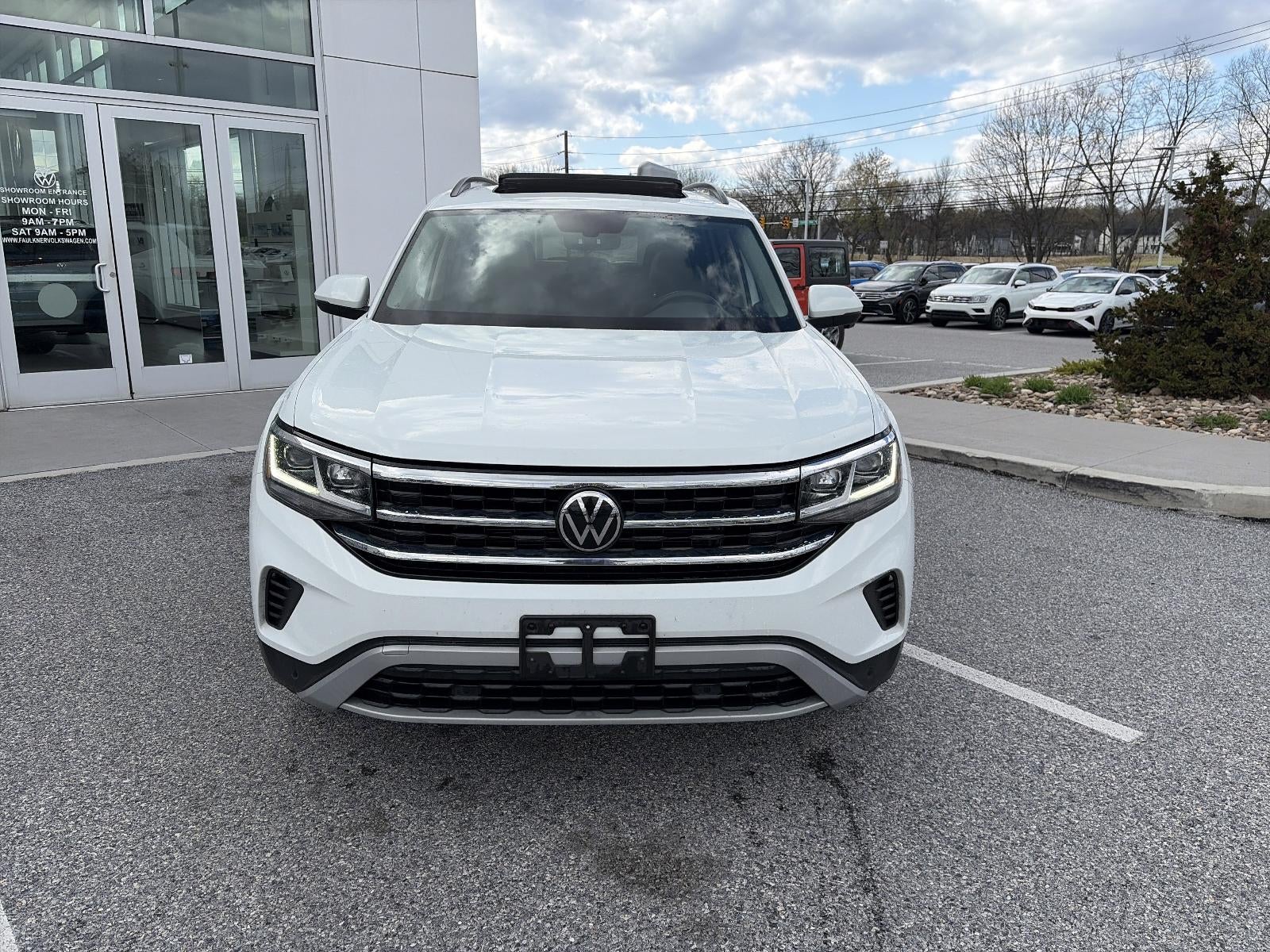 2023 Volkswagen Atlas 2.0T SE w/Technology 4MOTION