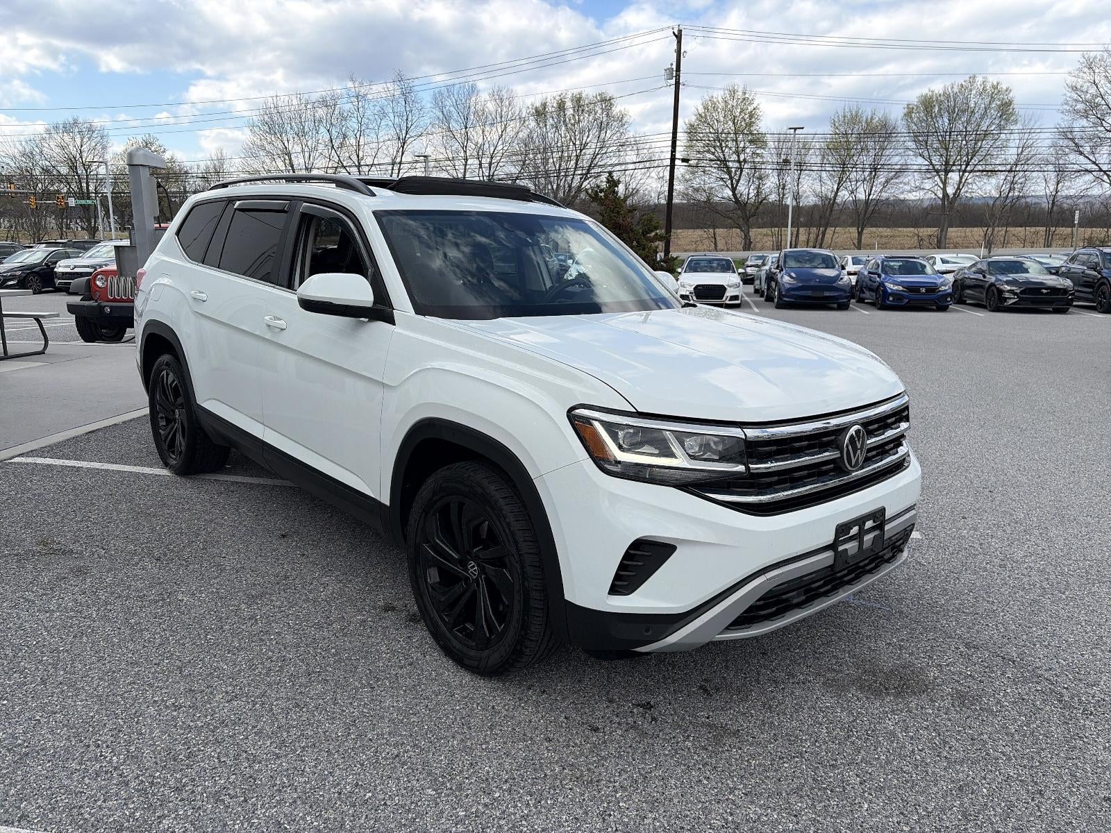 2023 Volkswagen Atlas 2.0T SE w/Technology 4MOTION