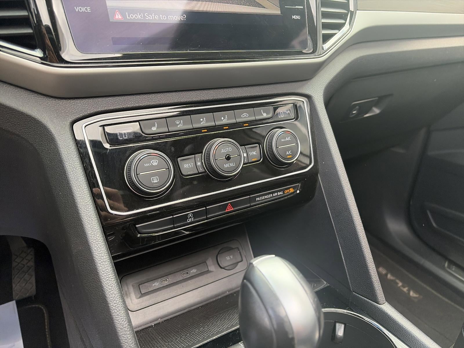 2023 Volkswagen Atlas 2.0T SE w/Technology 4MOTION