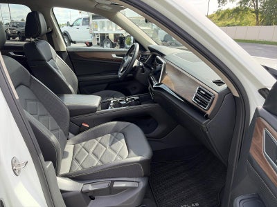 2024 Volkswagen Atlas 2.0T SE w/Technology 4MOTION