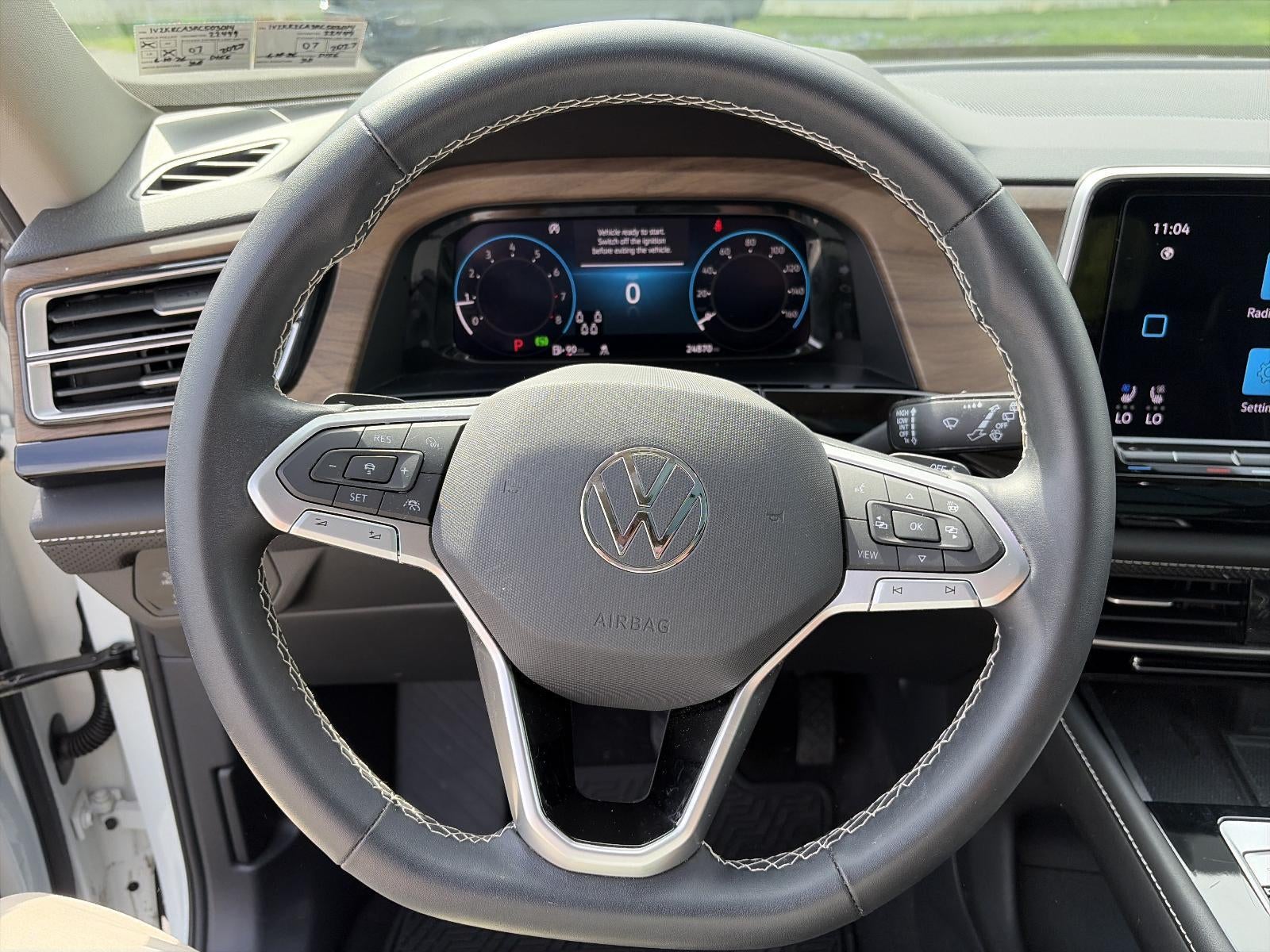 2024 Volkswagen Atlas 2.0T SE w/Technology 4MOTION