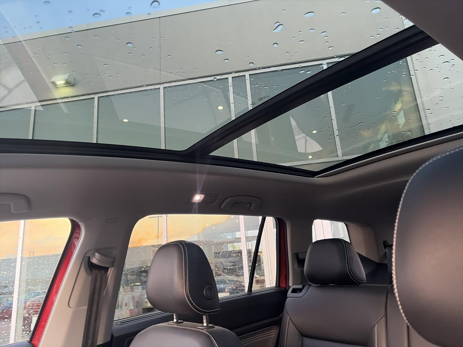 2023 Volkswagen Atlas 3.6L V6 SE w/Technology 4MOTION