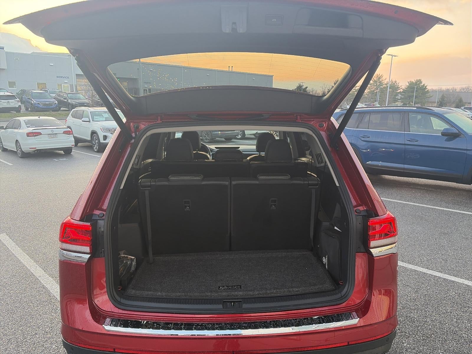 2023 Volkswagen Atlas 3.6L V6 SE w/Technology 4MOTION