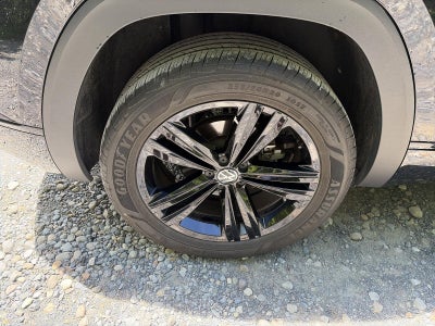2023 Volkswagen Atlas Cross Sport 3.6L V6 SEL R-Line Black 4MOTION