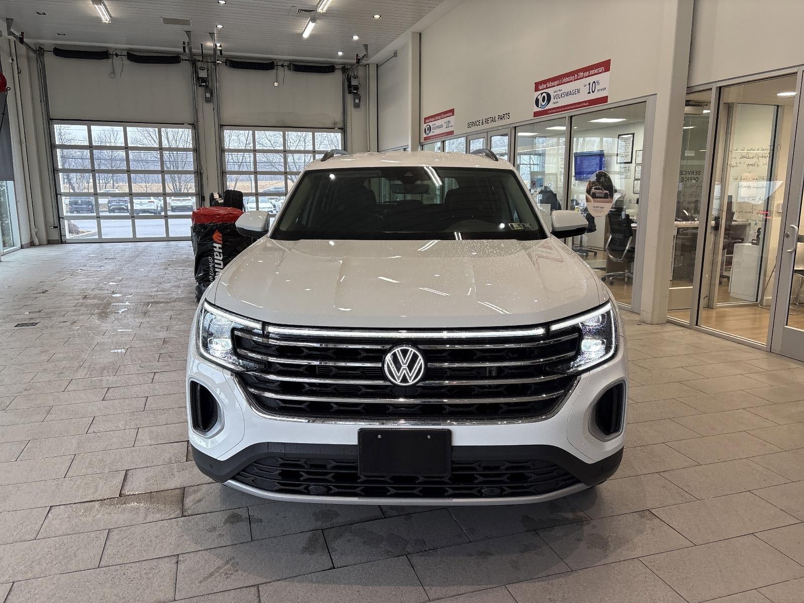 2024 Volkswagen Atlas 2.0T SE w/Technology FWD