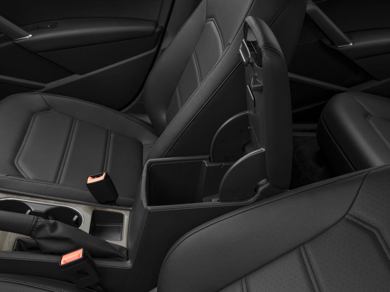 2018 Volkswagen Passat 2.0T SE w/Technology Auto