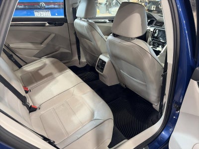 2016 Volkswagen Passat 4dr Sdn 1.8T Auto SE PZEV