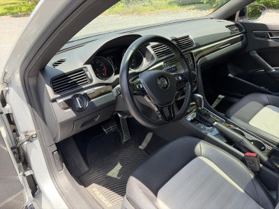 2018 Volkswagen Passat V6 GT DSG