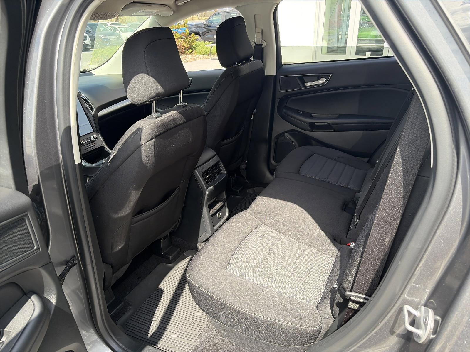 2022 Ford Edge SE AWD