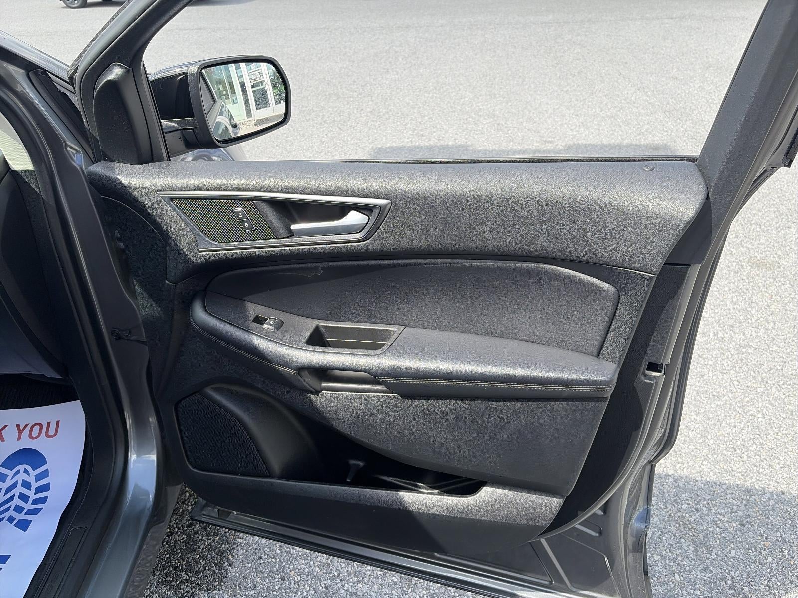 2022 Ford Edge SE AWD