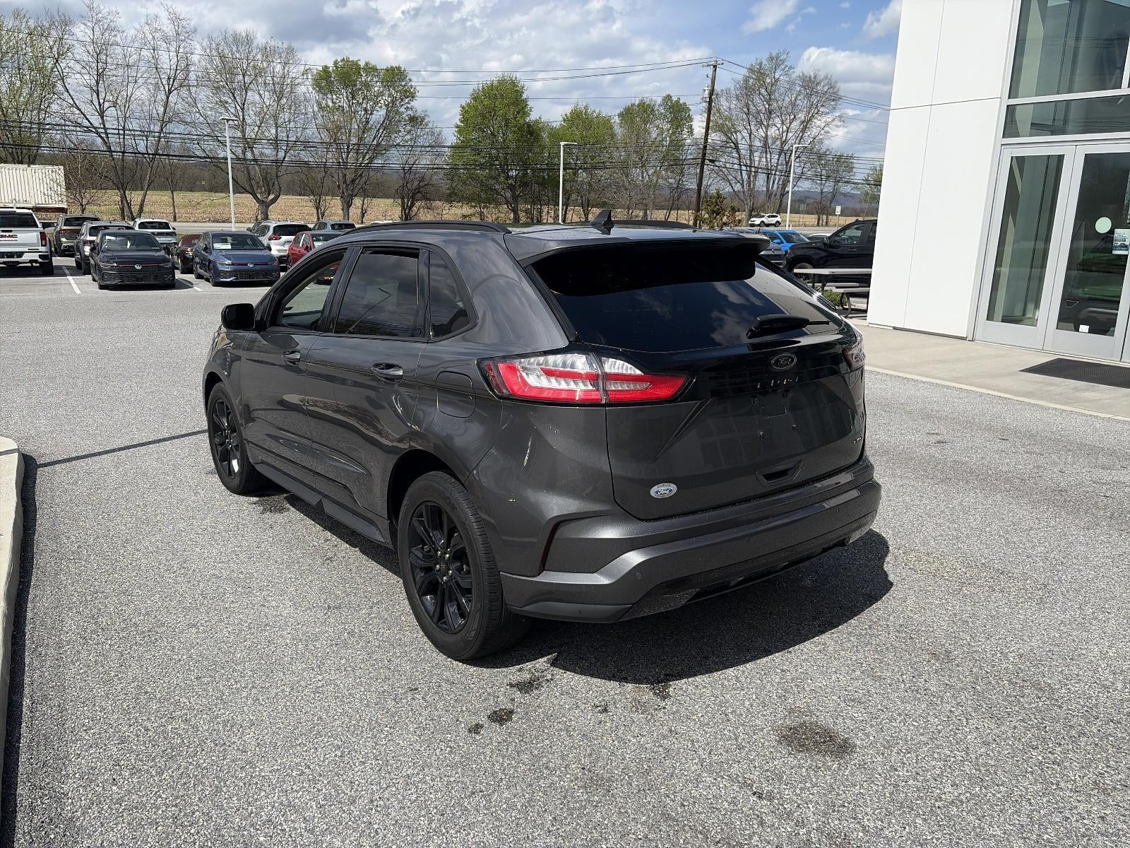 2022 Ford Edge SE AWD