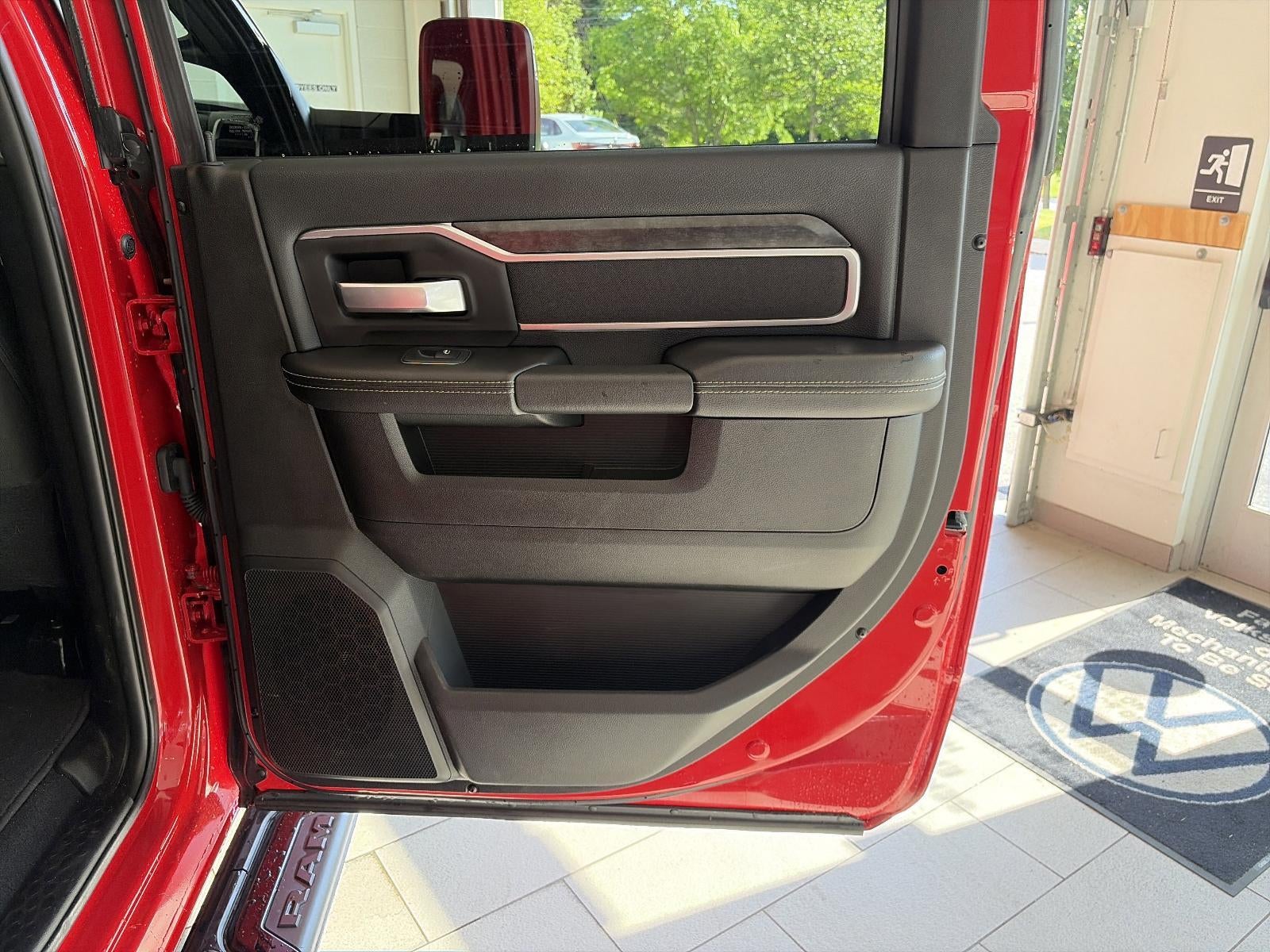 2024 RAM 2500 Big Horn 4x4 Crew Cab 6'4" Box