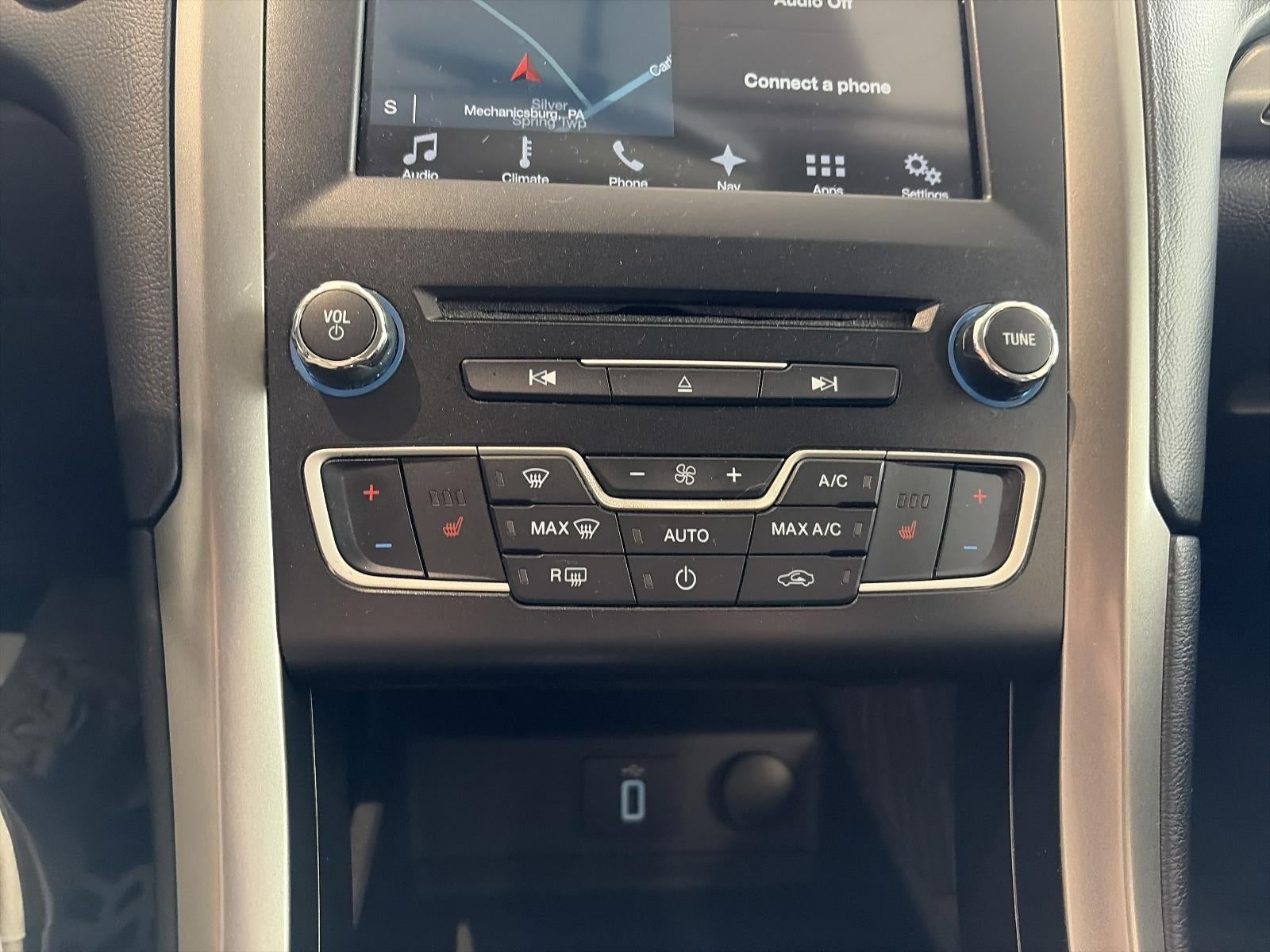 2017 Ford Fusion SE FWD