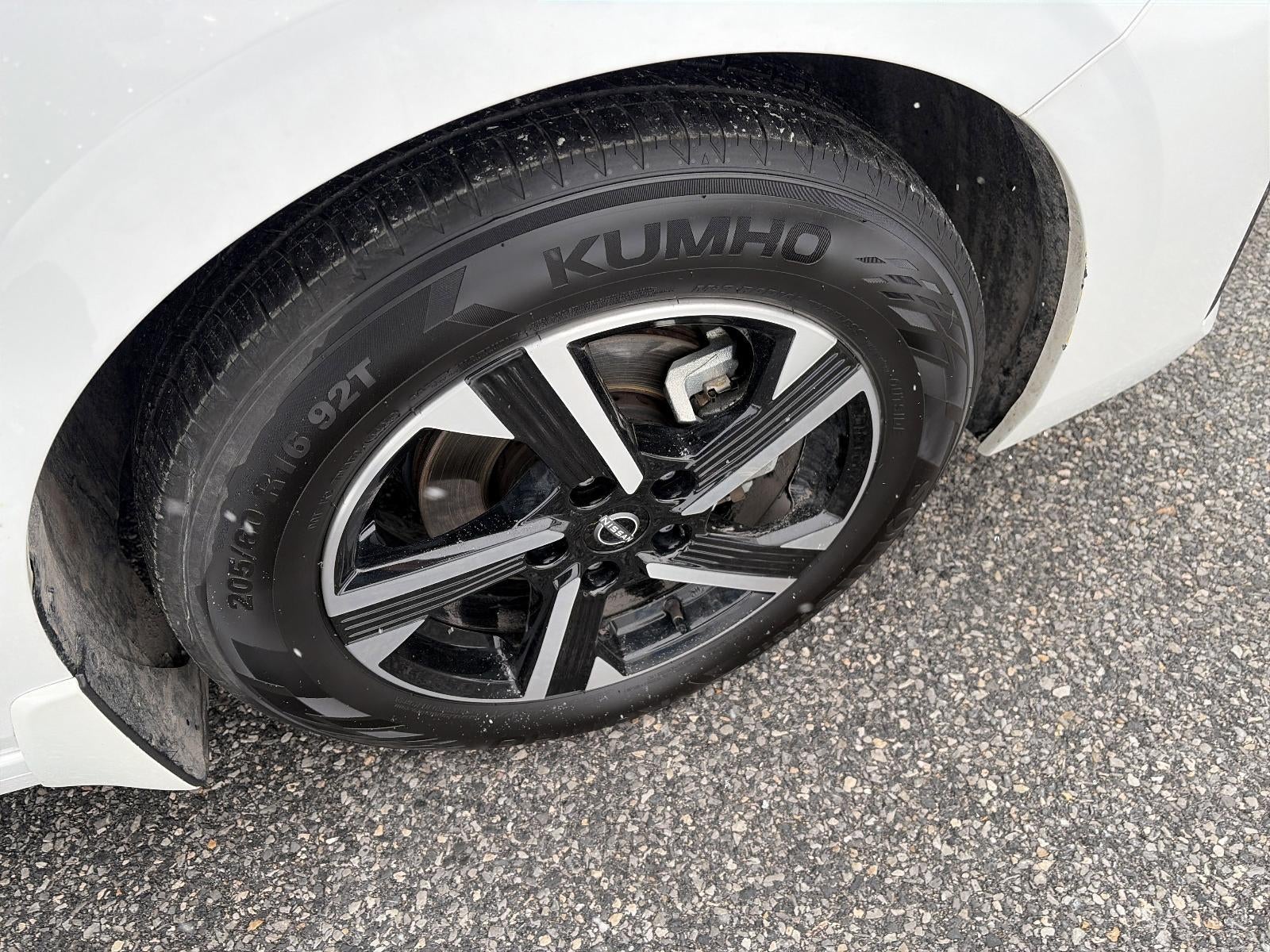 2024 Nissan Sentra SV CVT