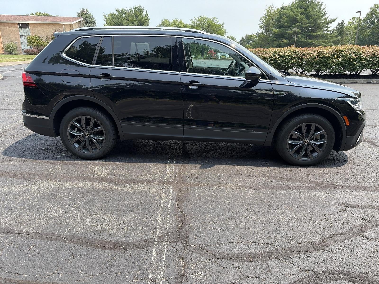 2022 Volkswagen Tiguan 2.0T SE 4MOTION