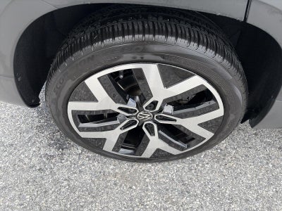 2023 Volkswagen Taos SEL 4MOTION *Ltd Avail*