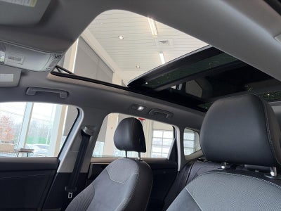 2025 Volkswagen Taos SE Black FWD