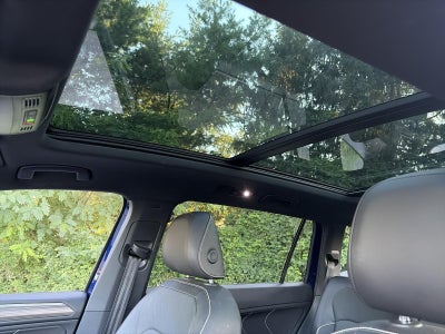 2022 Volkswagen Tiguan 2.0T SEL R-Line 4MOTION