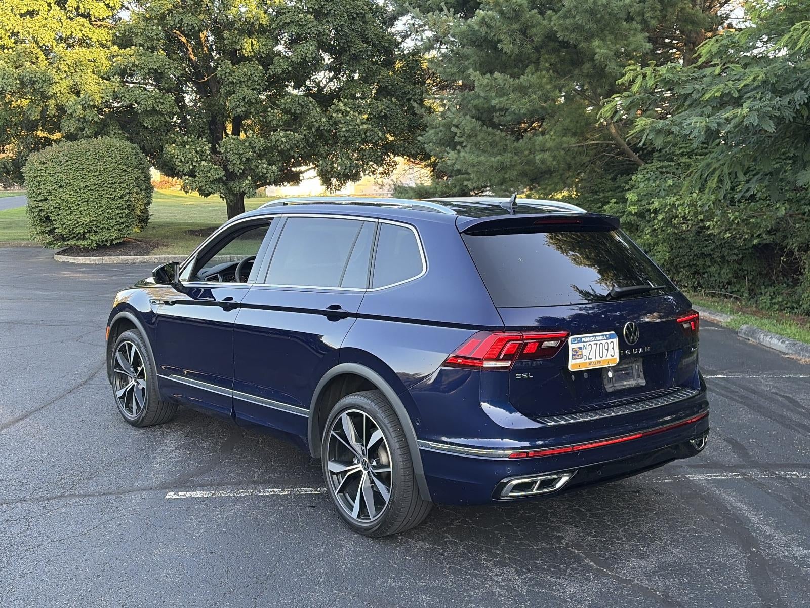 2022 Volkswagen Tiguan 2.0T SEL R-Line 4MOTION