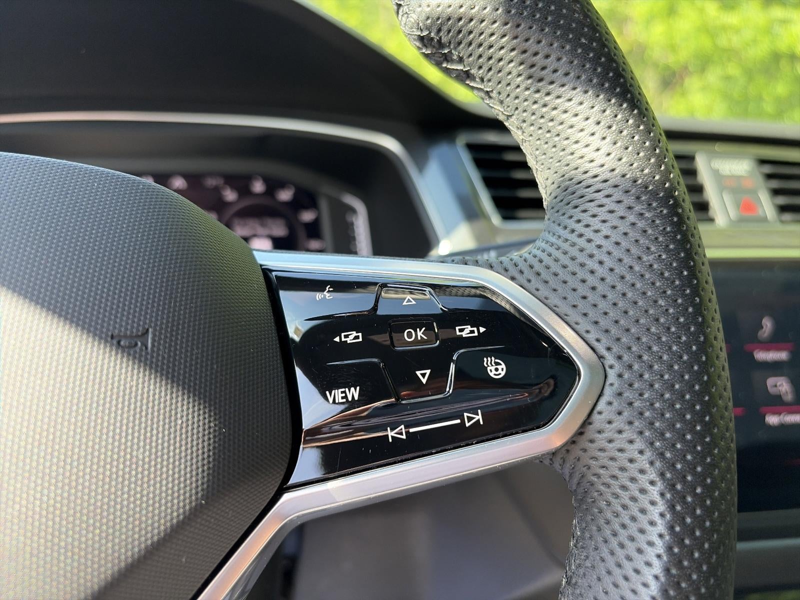 2022 Volkswagen Tiguan 2.0T SEL R-Line 4MOTION