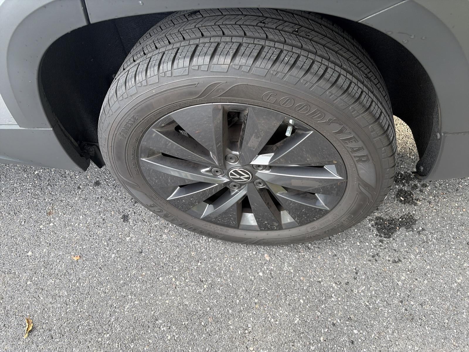 2024 Volkswagen Taos S FWD