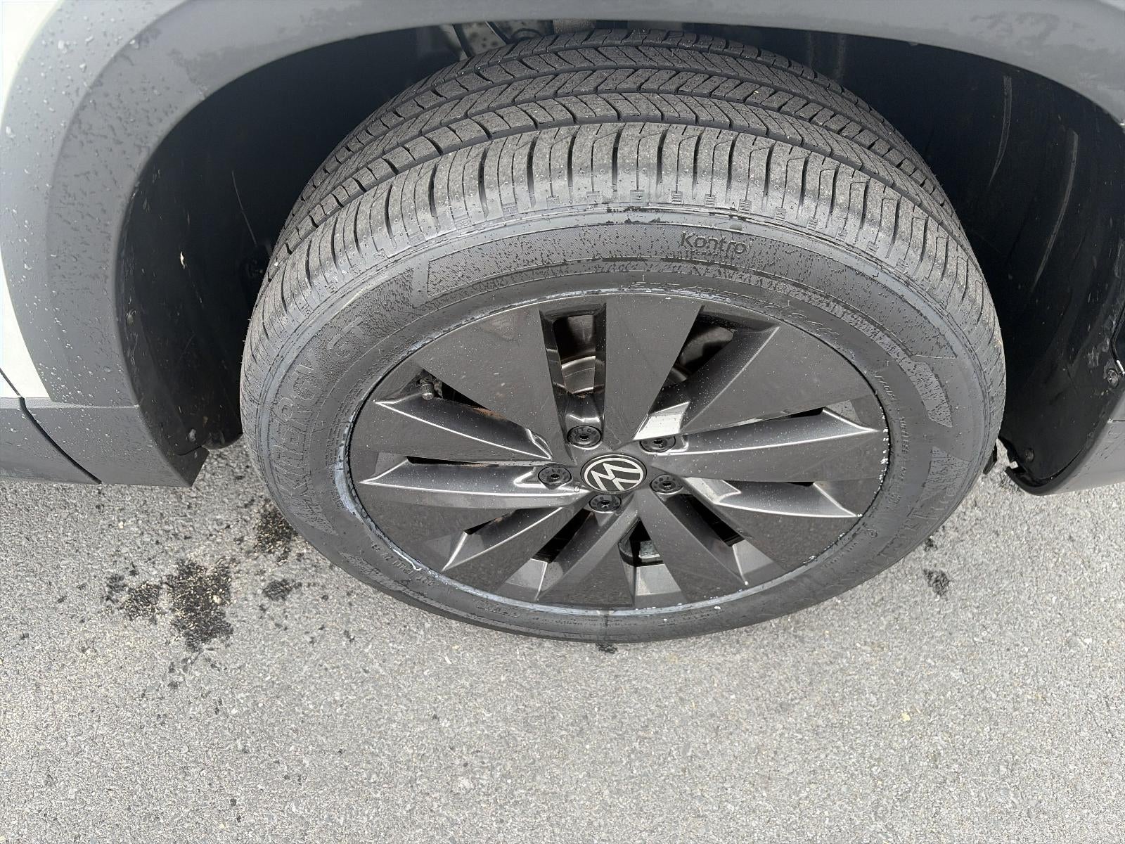 2024 Volkswagen Taos S FWD