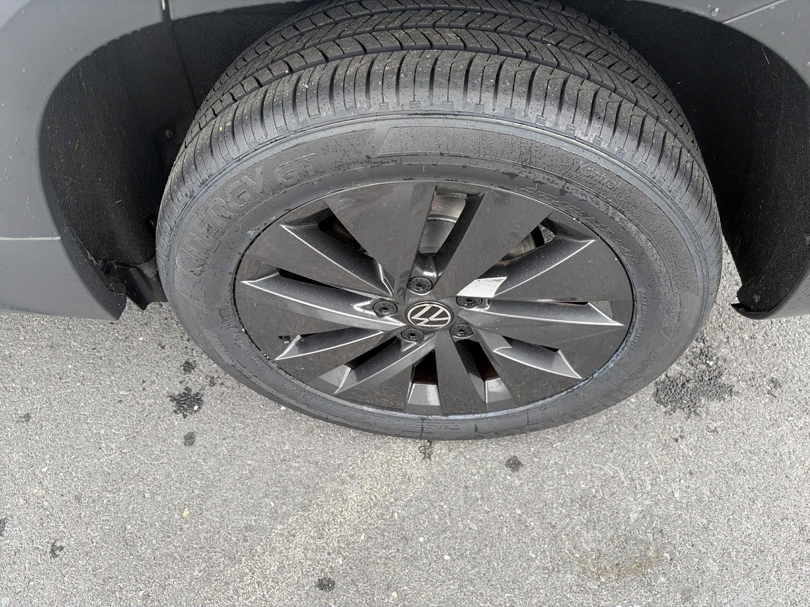 2024 Volkswagen Taos S FWD