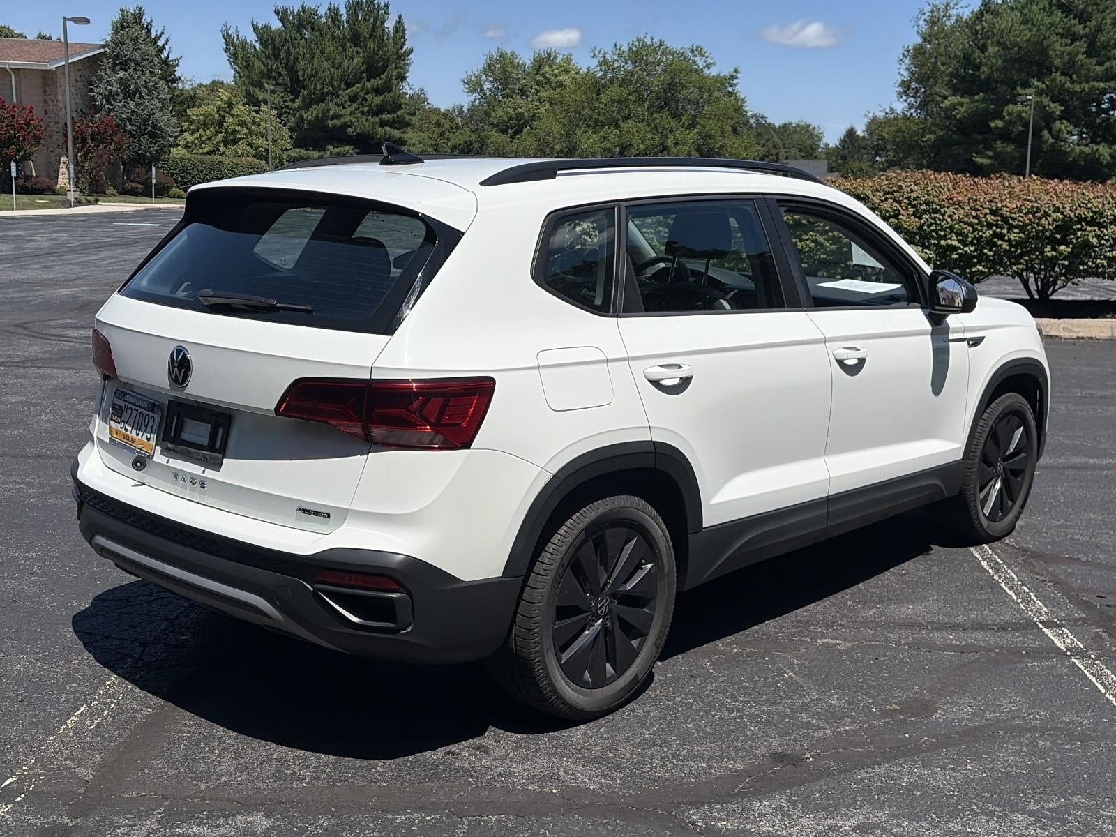 2022 Volkswagen Taos S 4MOTION