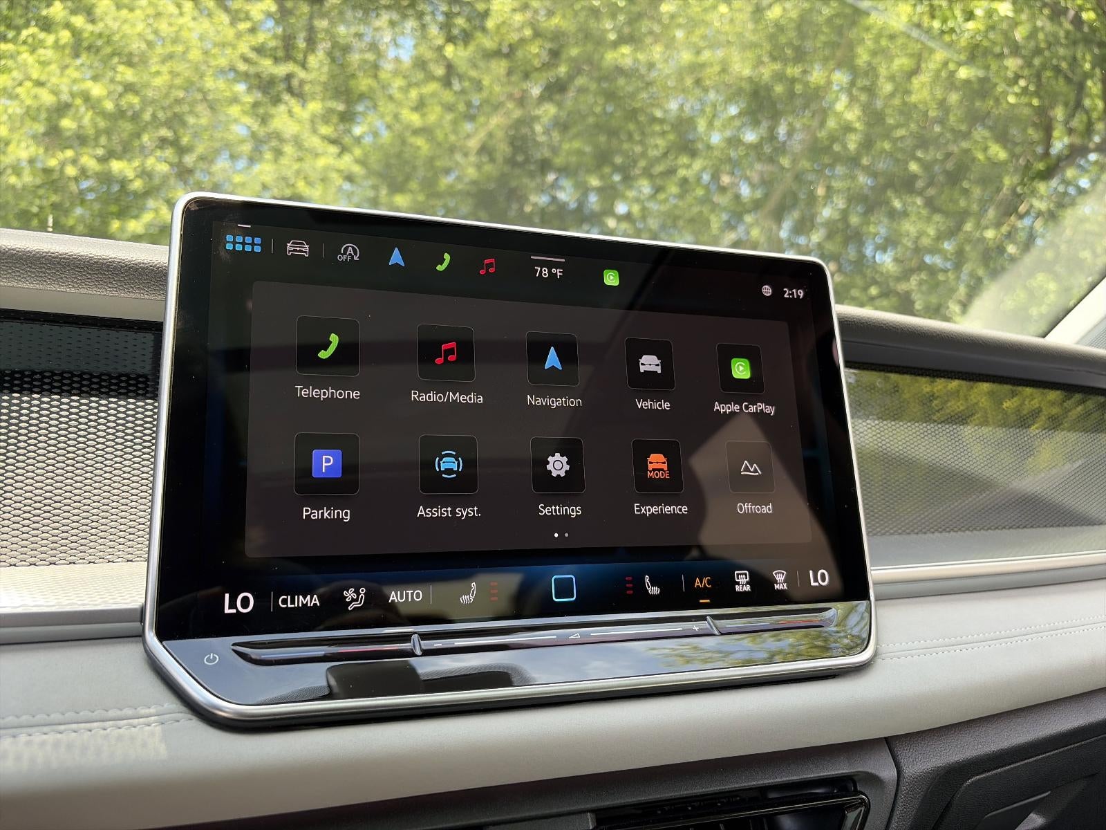2025 Volkswagen Tiguan 2.0T SE 4MOTION