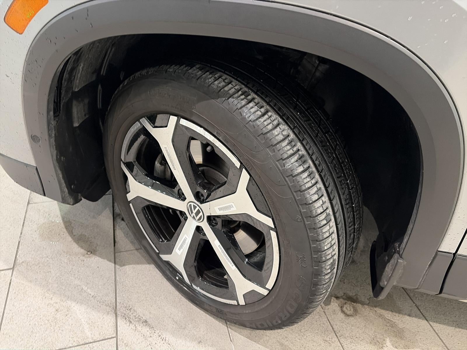 2025 Volkswagen Tiguan 2.0T SE 4MOTION