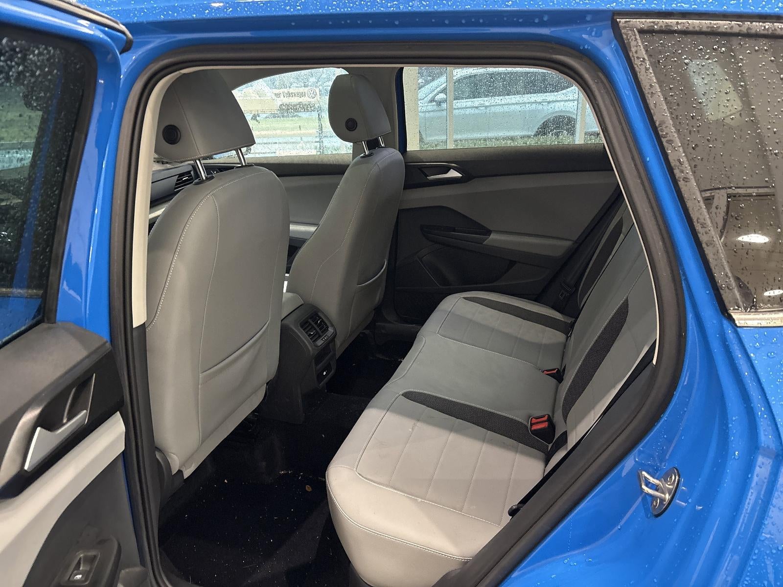 2023 Volkswagen Taos SE 4MOTION *Ltd Avail*